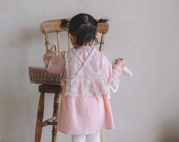 Elysian Lace Vest & Bonnet