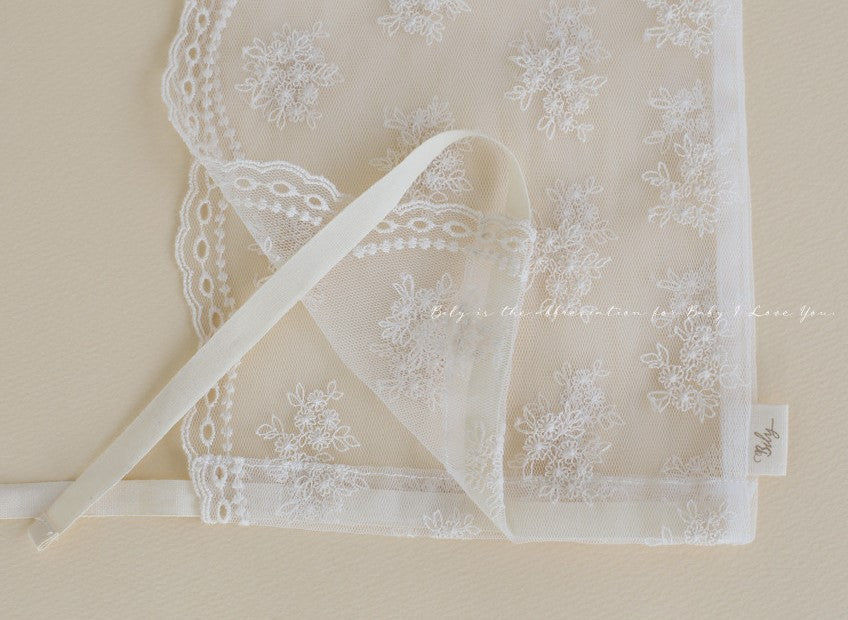 Elysian Lace Vest & Bonnet