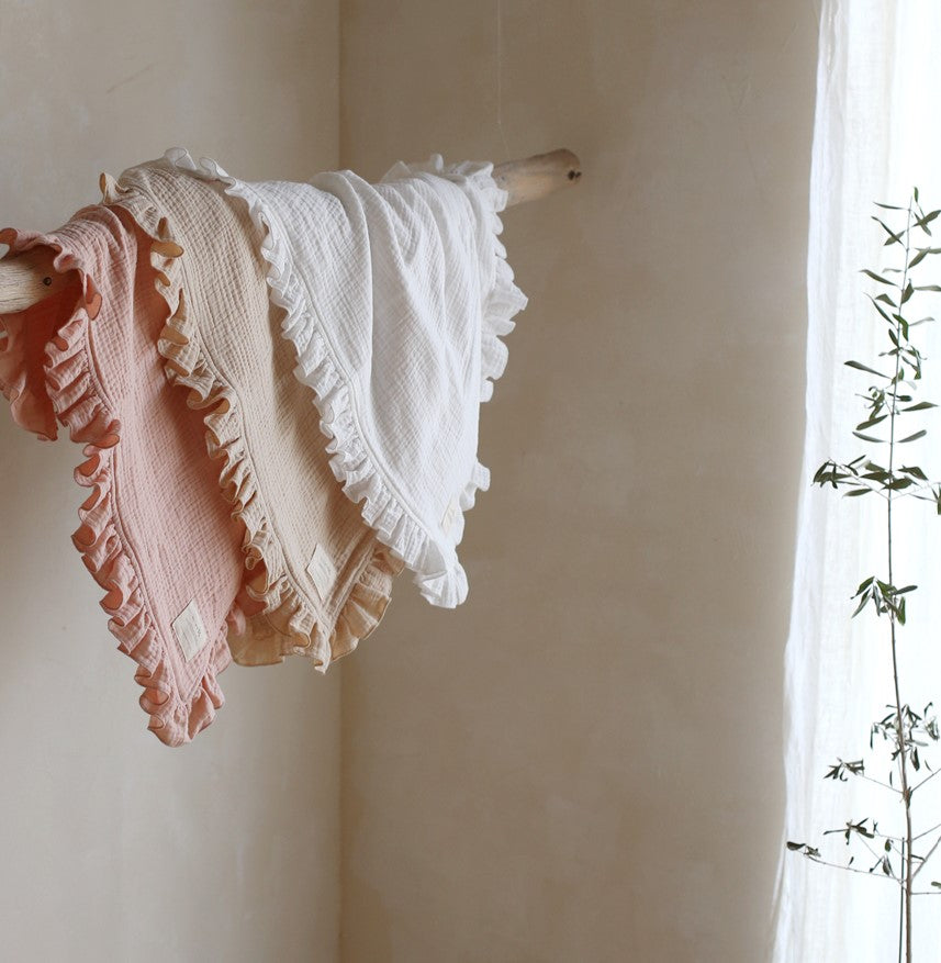 Ruffle Muslin Swaddle Blanket