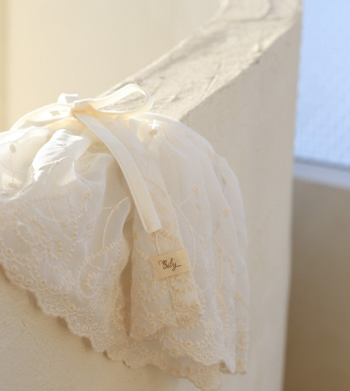 Fall in love Lace Capron & Bonnet