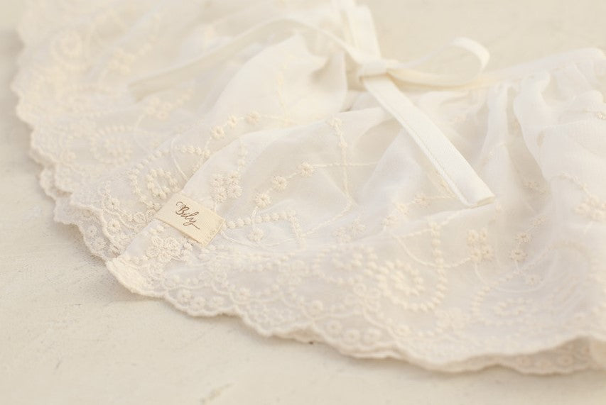 Fall in love Lace Capron & Bonnet