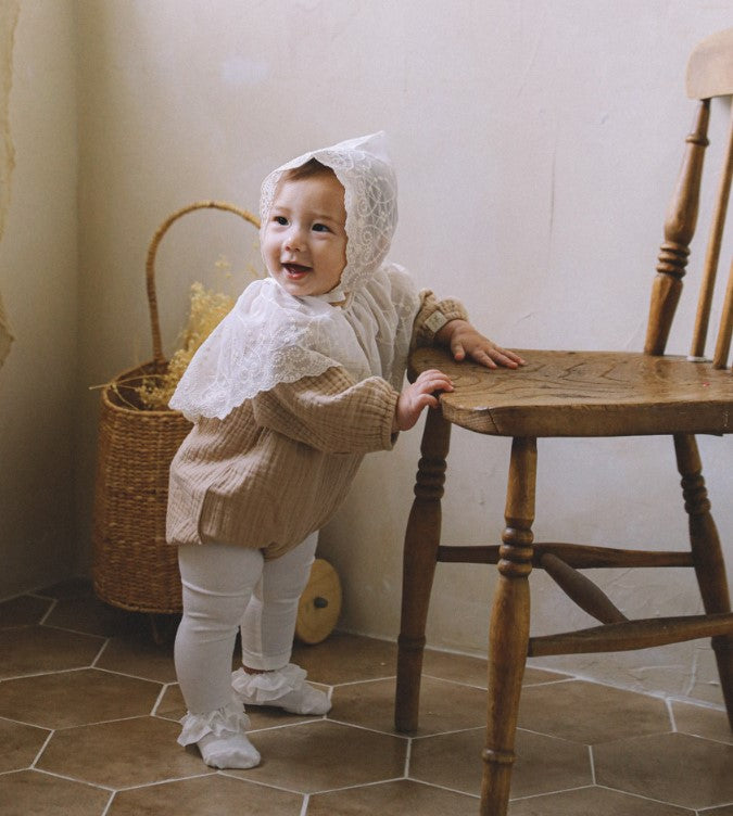 Fall in love Lace Capron & Bonnet