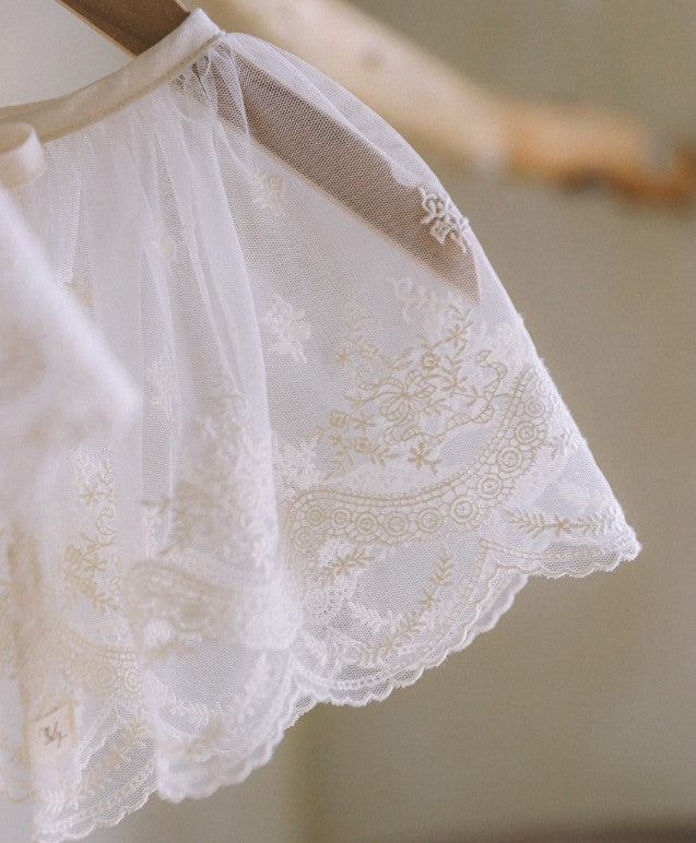 Secret Garden Lace Capron & Bonnet