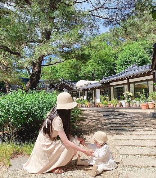 Summer Hat (Mum & I)