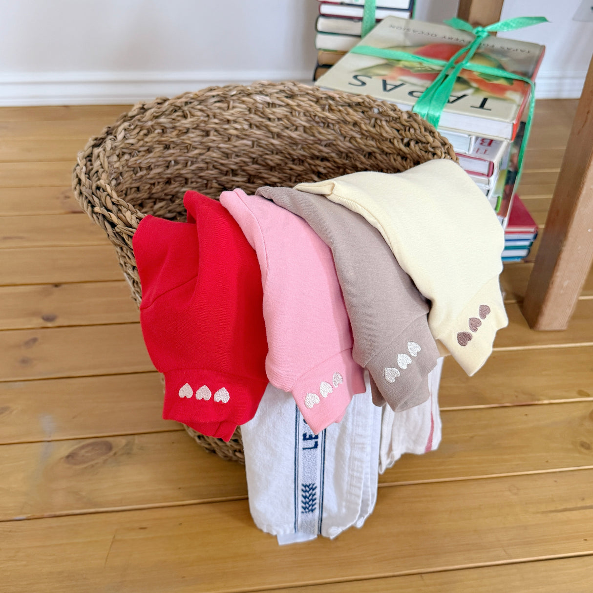 [PRE-ORDER] Heart Color Turtleneck