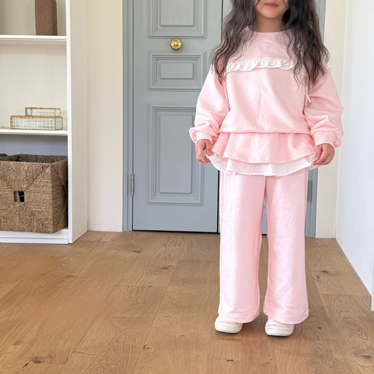 [PRE-ORDER] Frill Ribbon Sweatshirt