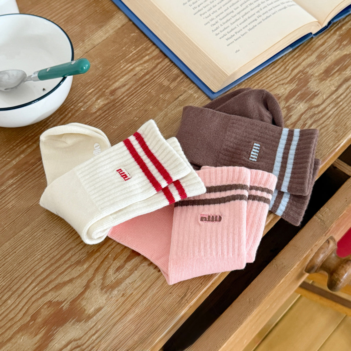 [PRE-ORDER] Lovely Mood Socks (3-Pack)