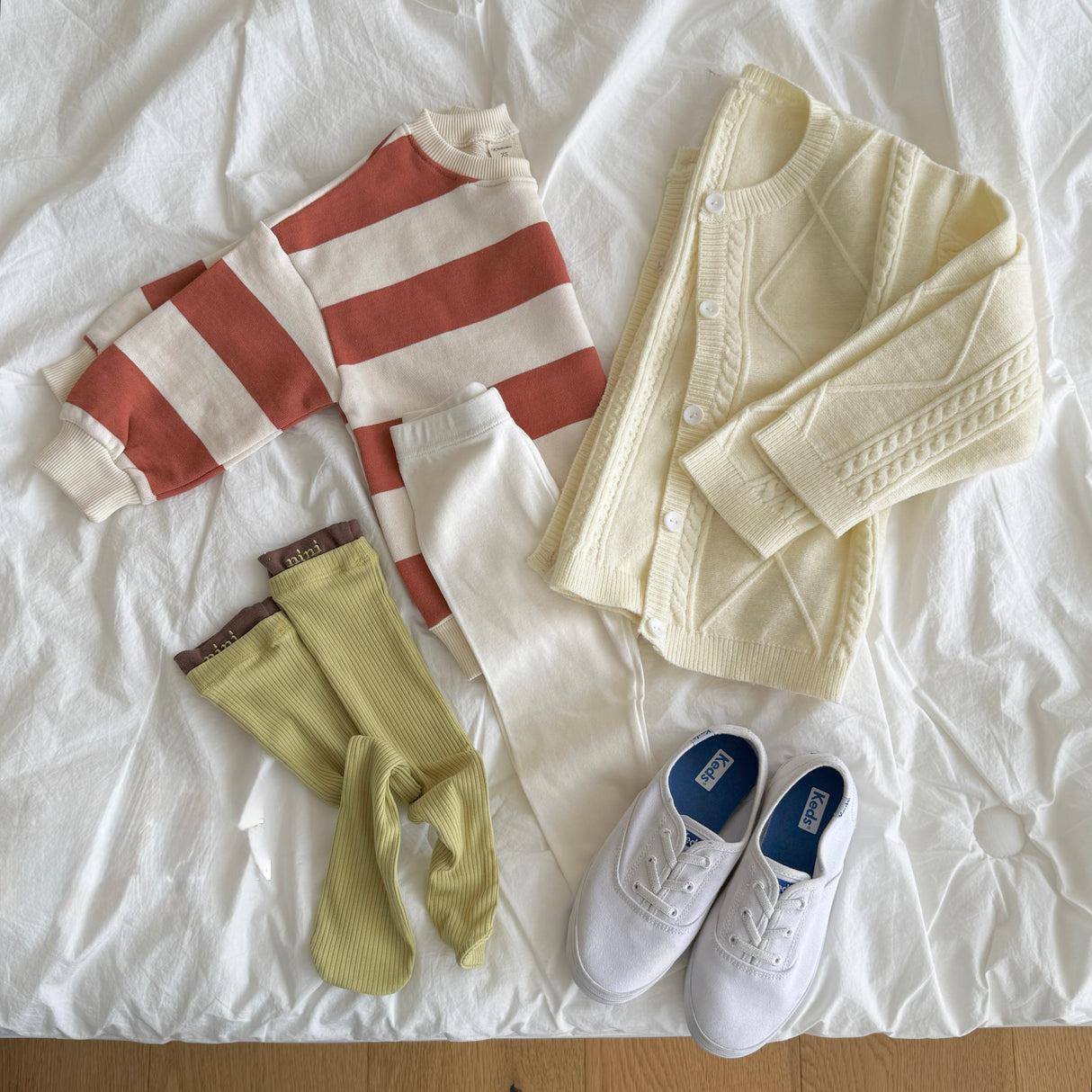 [PRE-ORDER] Buddy Stripe Sweatshirt