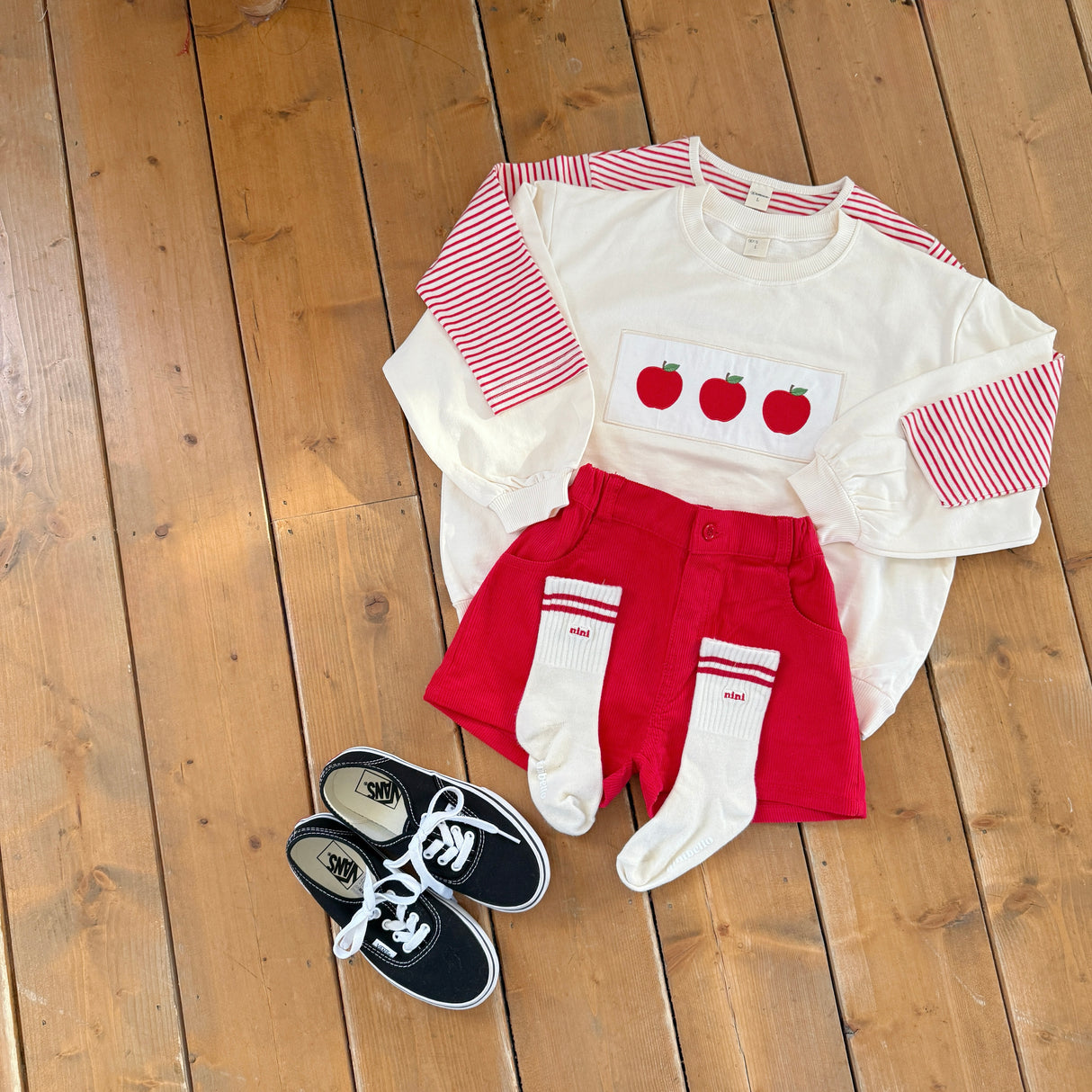 [PRE-ORDER] Peekaboo Corduroy Pants