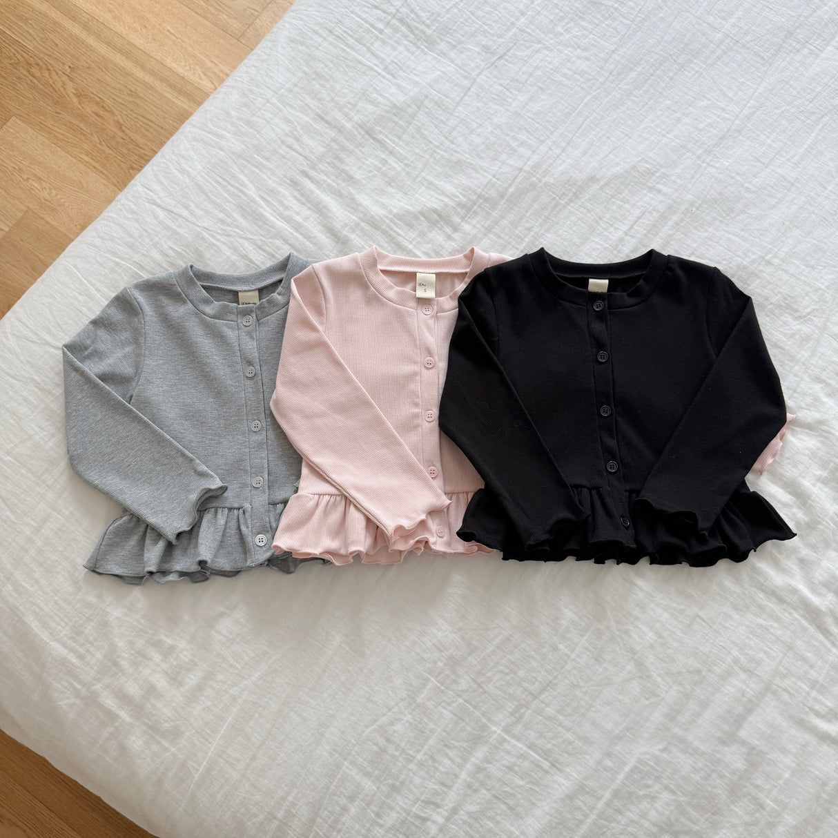 [PRE-ORDER] Momo Frill Cardigan