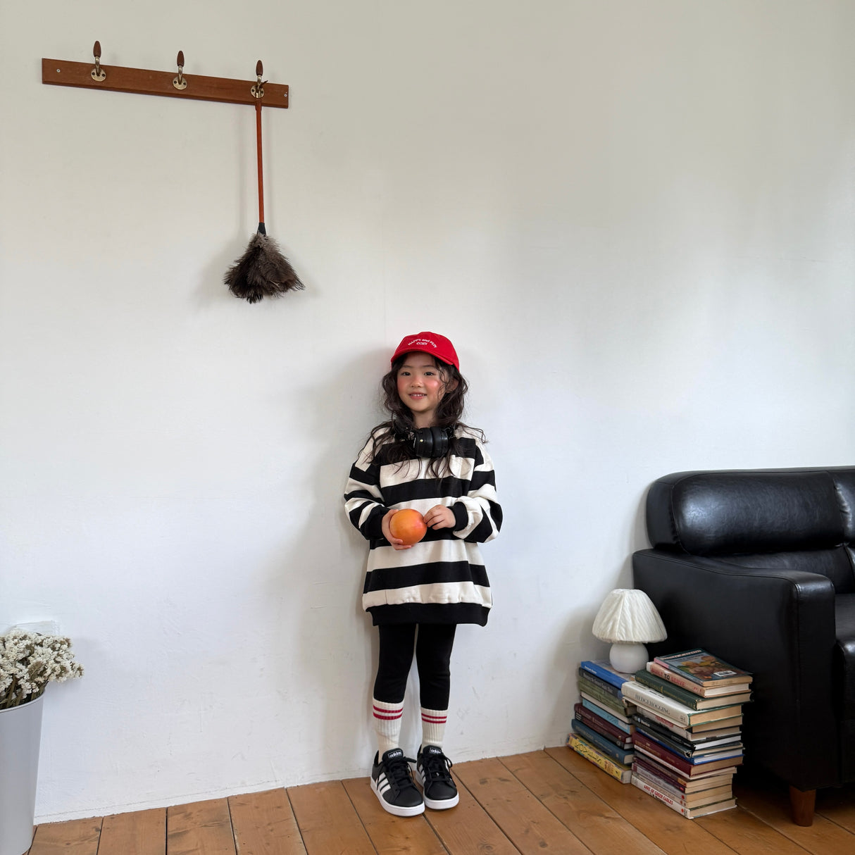 [PRE-ORDER] Buddy Stripe Sweatshirt