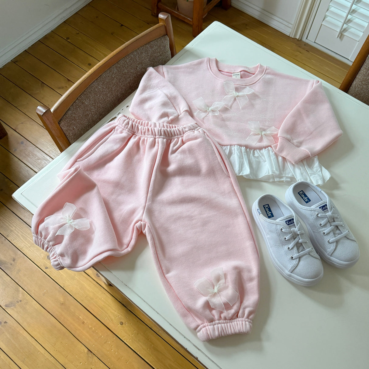 [PRE-ORDER] Frill Ribbon Sweatshirt