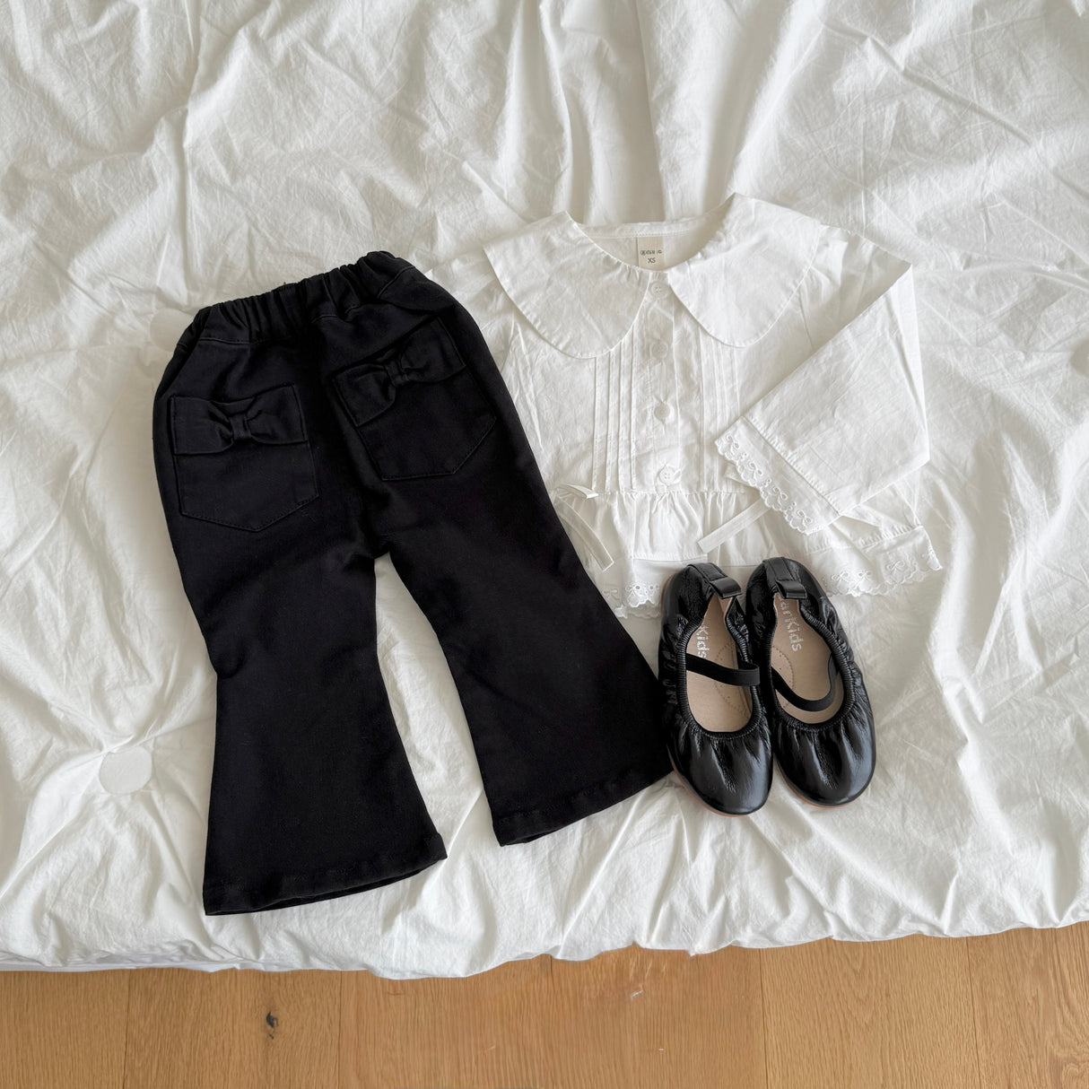 [PRE-ORDER] Ribbon Denim Bootcut Pants