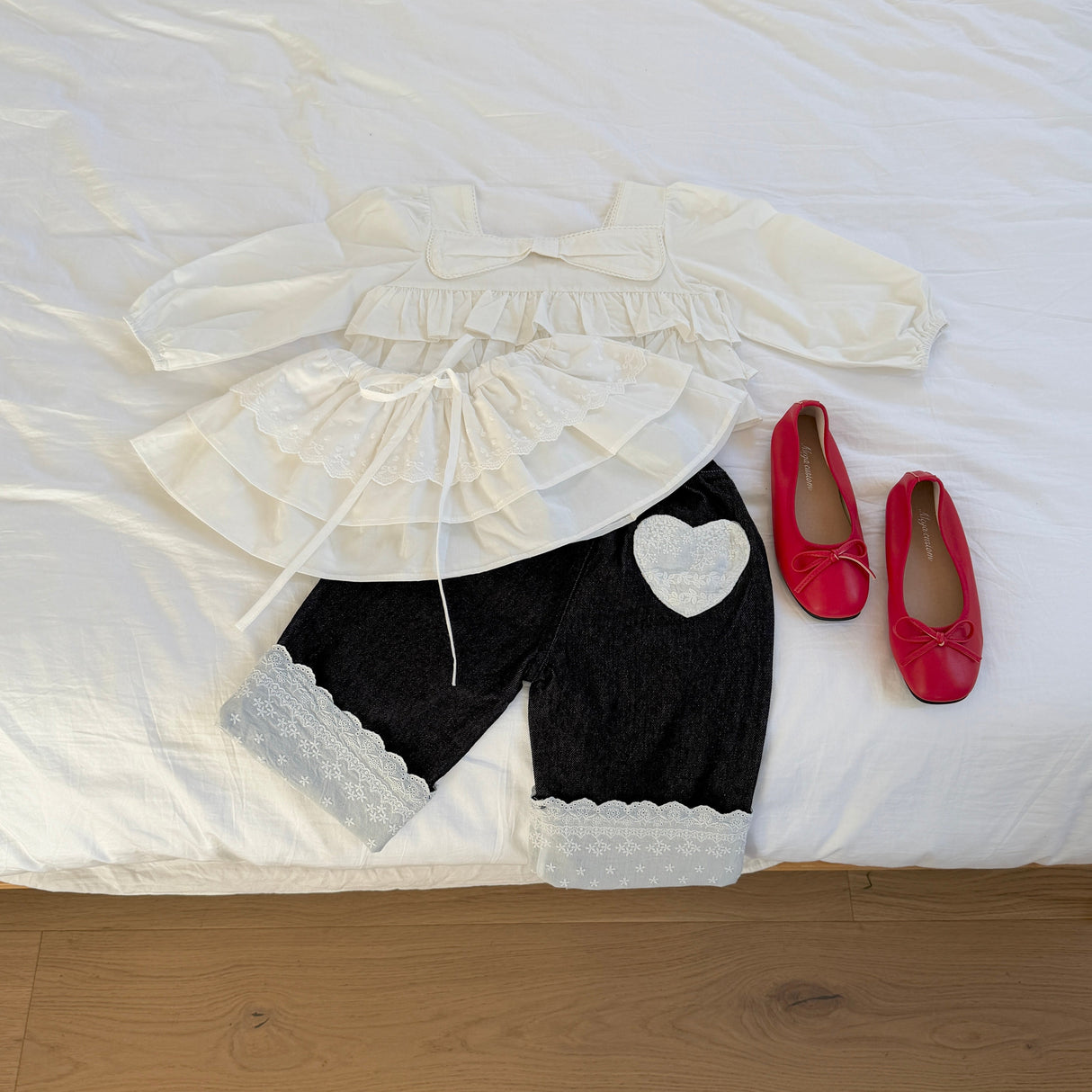 [PRE-ORDER] Paul Lace Skirt