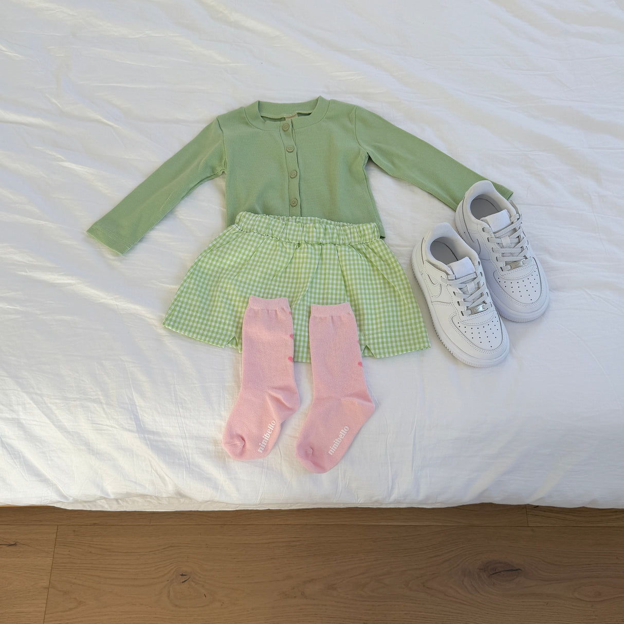 [PRE-ORDER] Sugar Button Cardigan