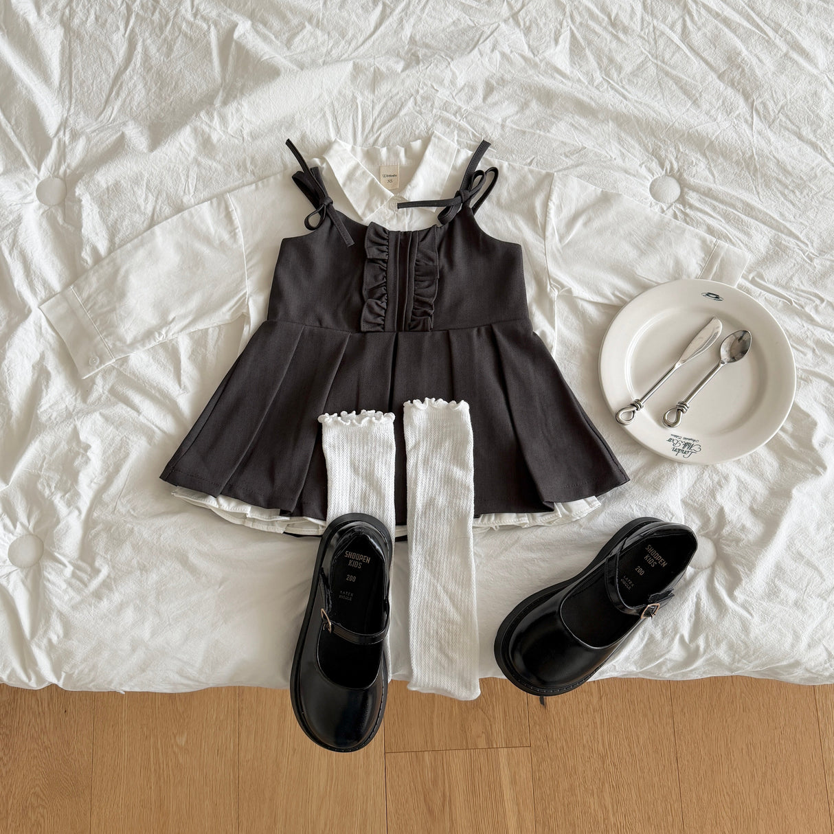 [PRE-ORDER] Julie Pleats Dress