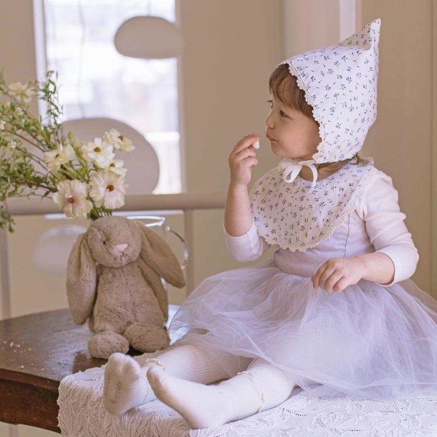 Bib & Bonnet: Baby Blooming