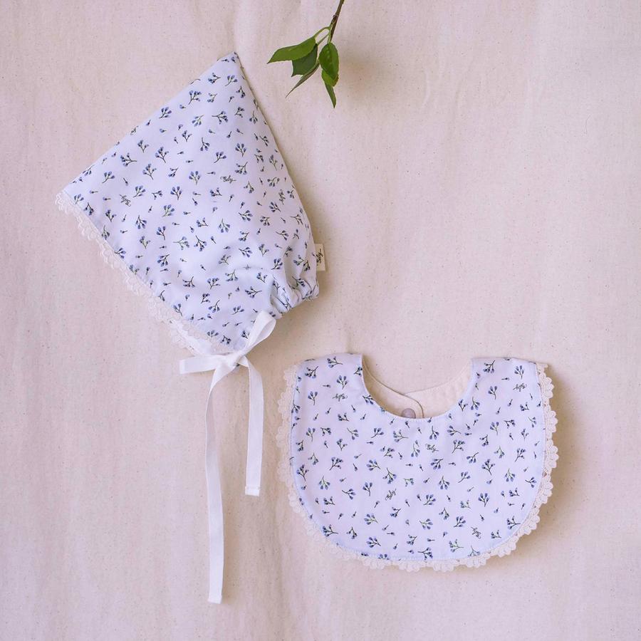 Bib & Bonnet: Baby Blooming