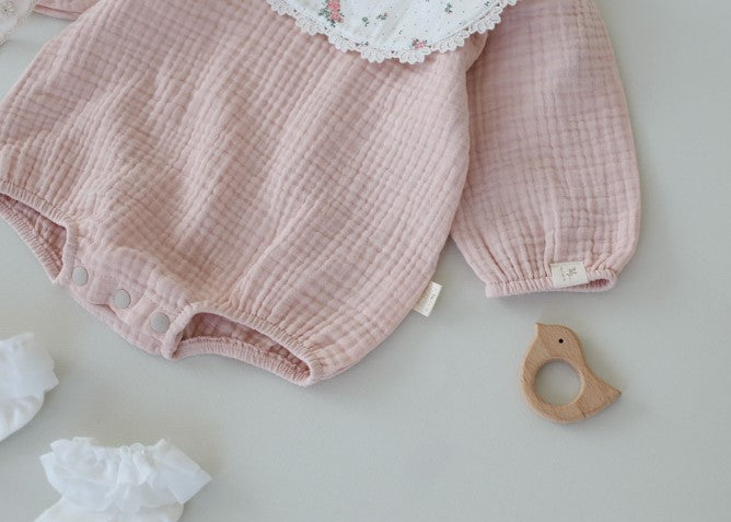 Vanilla Cream Muslin Bodysuit