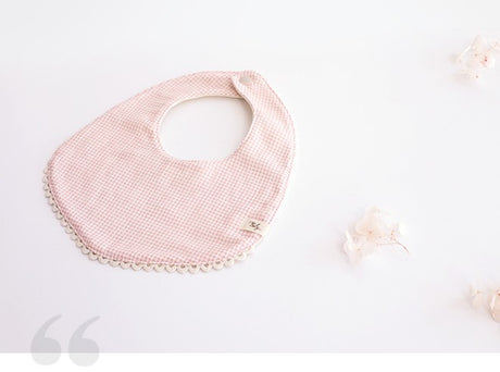 Organic Cotton Creamy Check Reversible bib