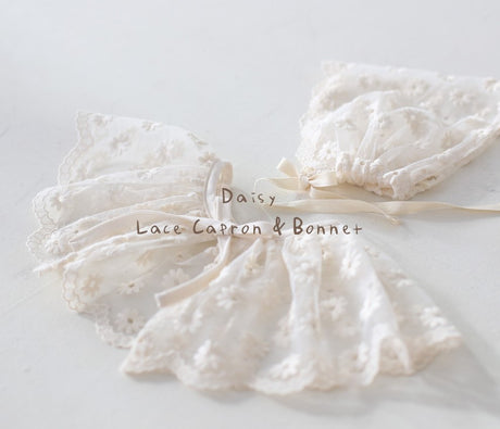 Daisy Lace Capron & Bonnet