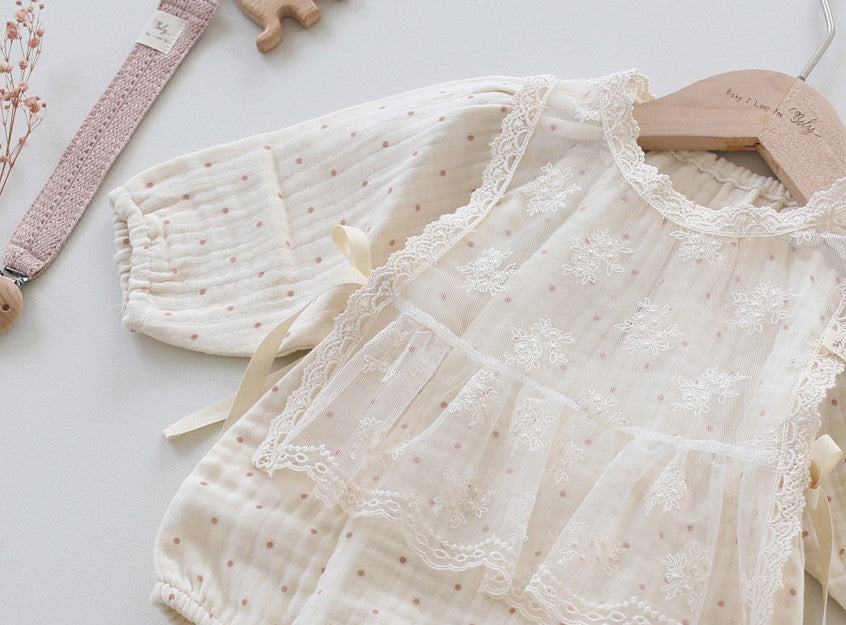 Elysian Lace Vest & Bonnet