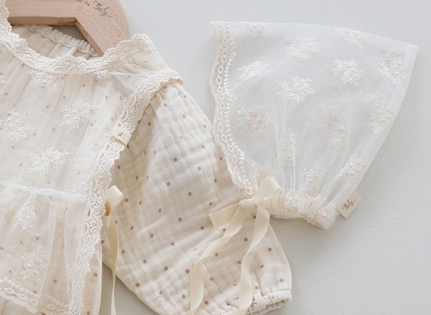 Elysian Lace Vest & Bonnet