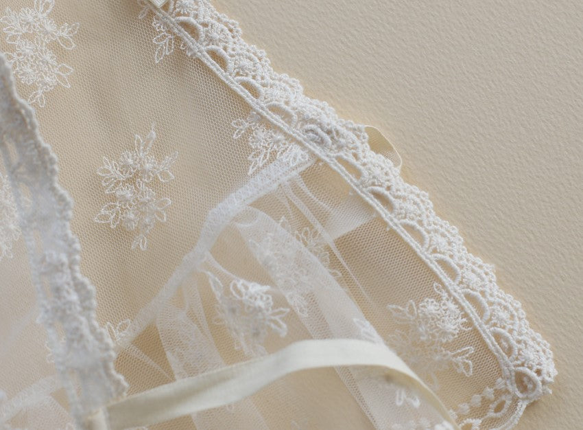 Elysian Lace Vest & Bonnet