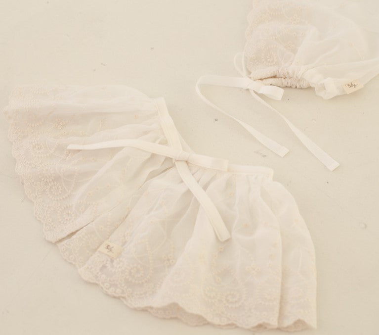 Fall in love Lace Capron & Bonnet