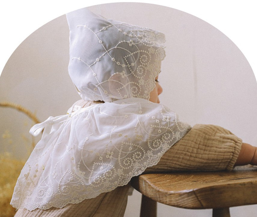 Fall in love Lace Capron & Bonnet