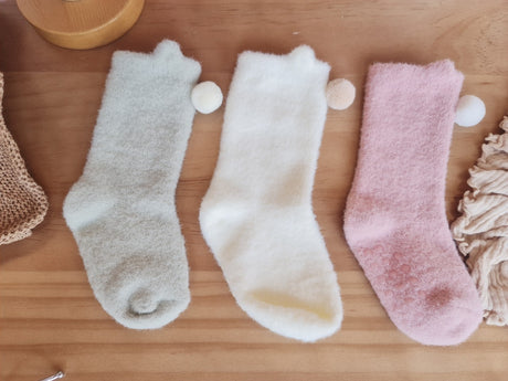 Pom pom socks