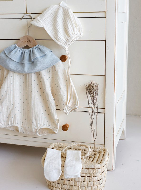 Mini Milk bib