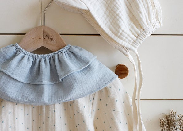 Mini Milk bib