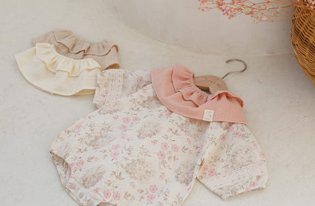 Mini Milk bib