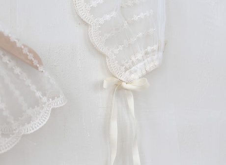 Rainy Lace Capron & Bonnet