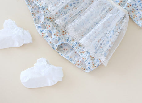 Rainy Lace Capron & Bonnet