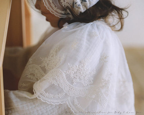 Secret Garden Lace Capron & Bonnet