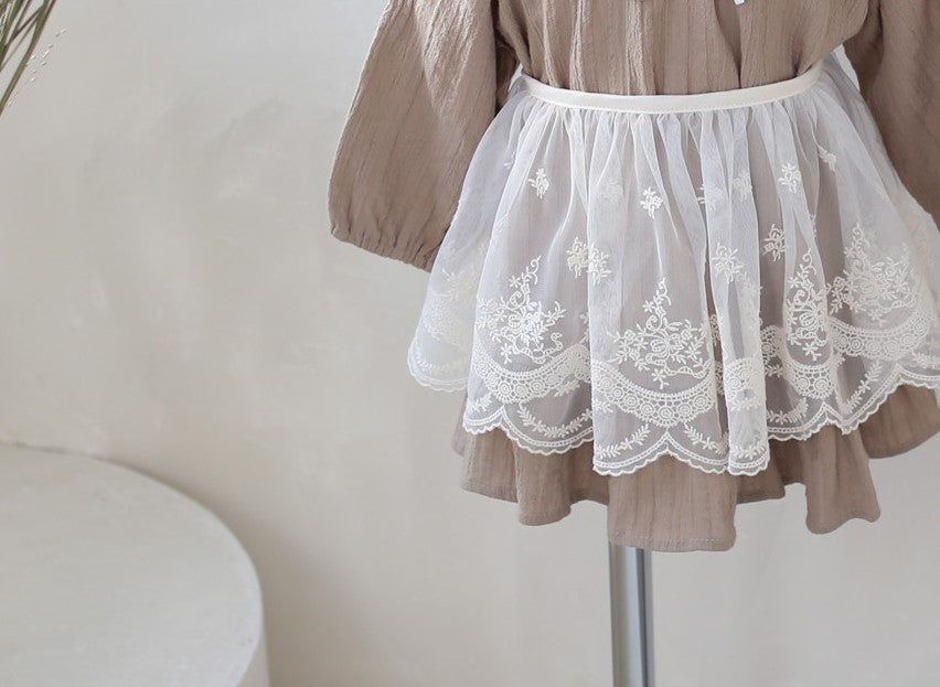 Secret Garden Lace Capron & Bonnet