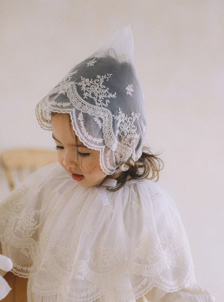 Secret Garden Lace Capron & Bonnet
