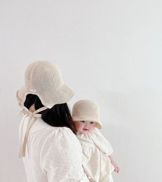 Summer Hat (Mum & I)